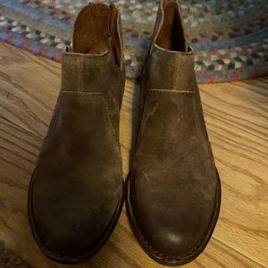 Born . low cut boots. Brown. Leather